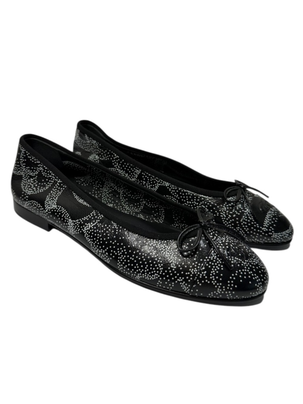 CHANEL Black White Camellia Printed Cap Toe Ballerina Flats Shoes EU 39 Italy